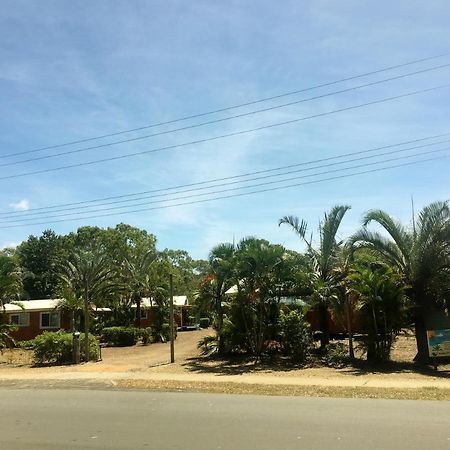 Moore Park Beach Huts Bundaberg Exterior photo